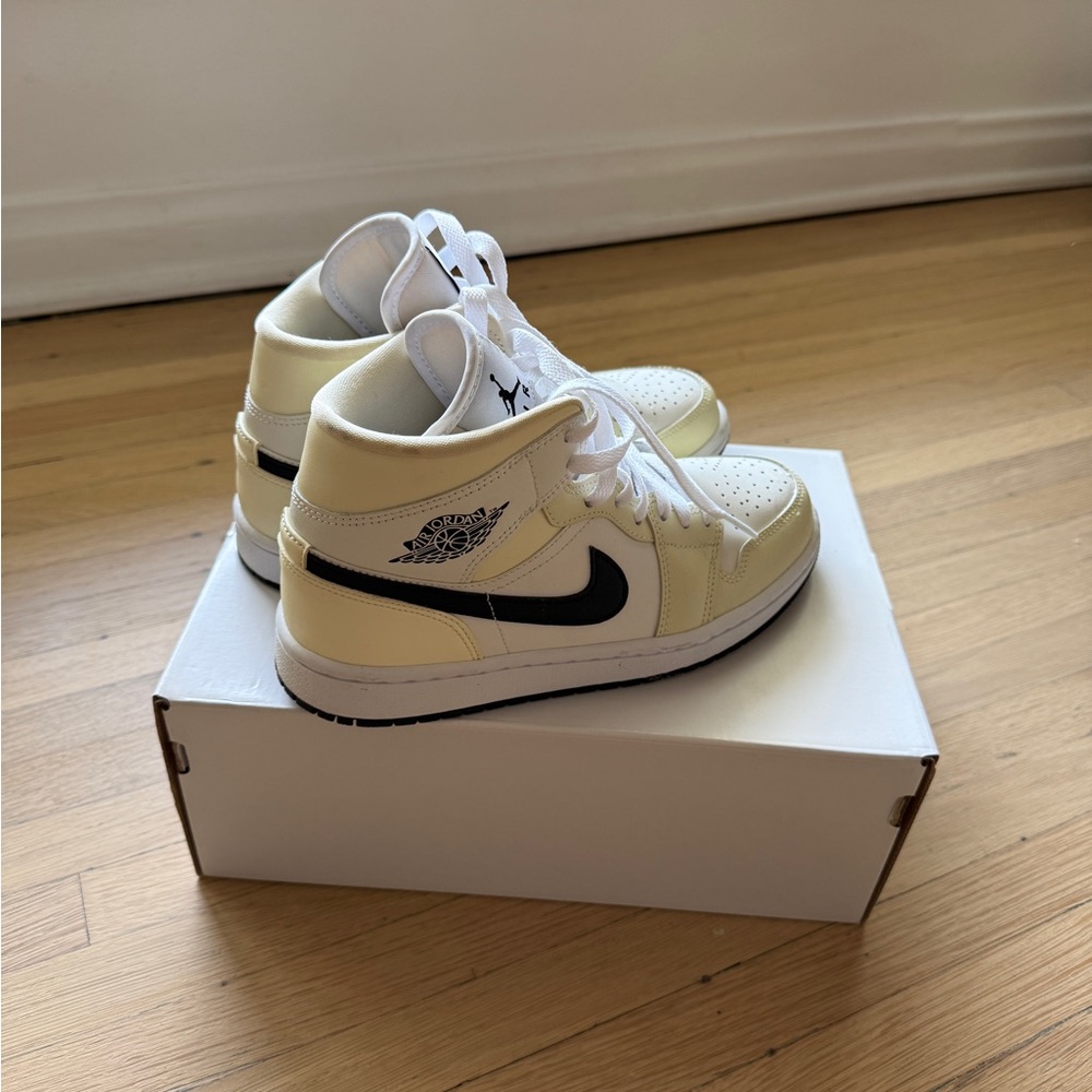 Nike Air Jordan 1 Sneakers - Coconut milk 6.5W worn once! - Picture 2 of 7